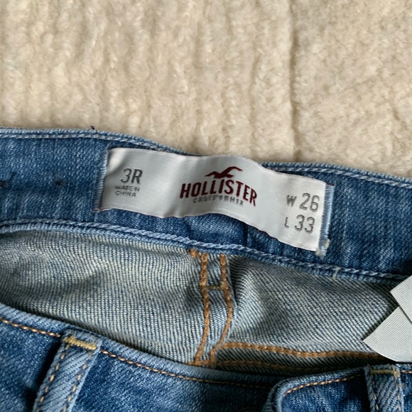 Hollisrer Distressed Straight Jeans size 26 - Picture 4 of 5